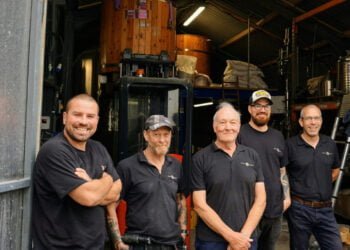 This image has an empty alt attribute; its file name is Distillery-Gang-mr-1024x804.jpg