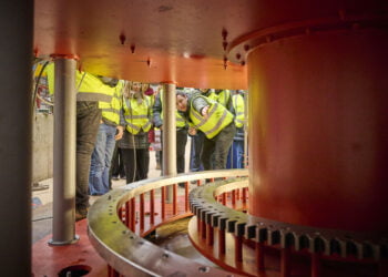 Forth Engineering's Robert Sneesby showing visitors RESURGAM