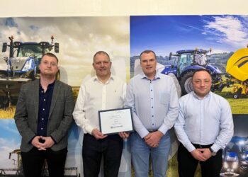 Lloyd Ltd wins two New Holland Dealer of the Year 2023 Awards