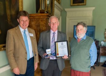 Men receiving award for Farm of the Future 2024